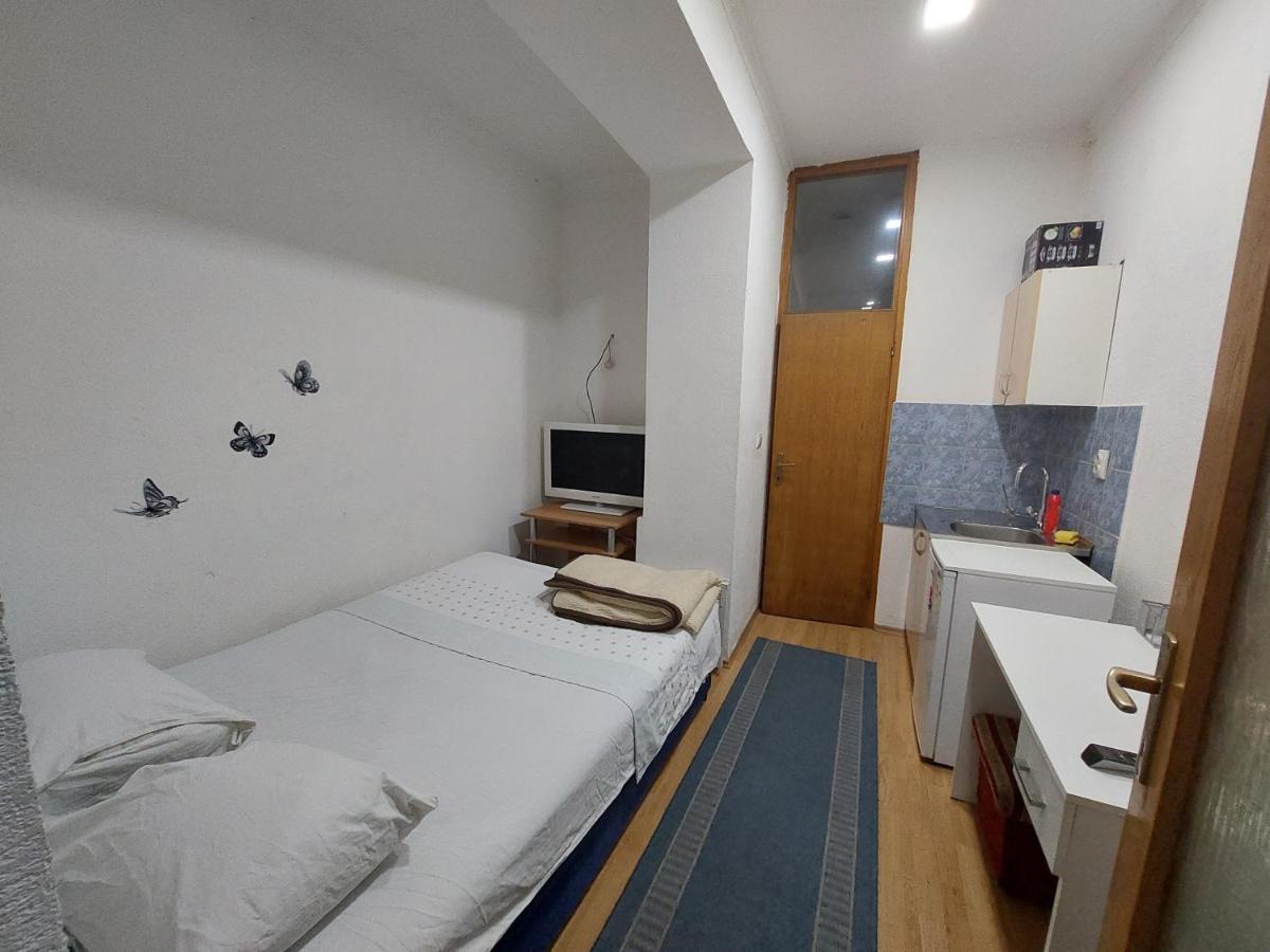 At Mejdan Rooms SJJ Extérieur photo